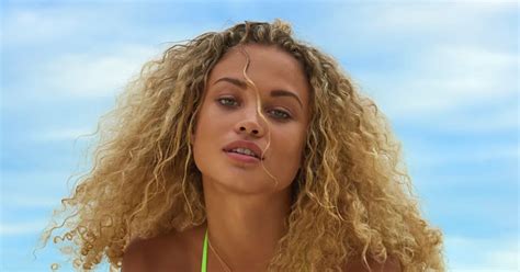 Rose Bertram 2016: Tahiti